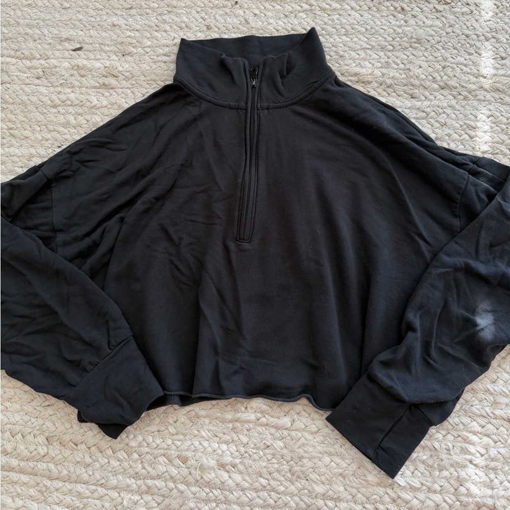 Aerie Offline OTT Seamed Quarter Zip Raw Hem Pullover in Black Medium - Picture 3 of 6